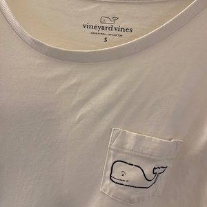 Vineyard Vines white long sleeved shirt in small